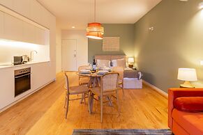 Almada 551 by LovelyStay