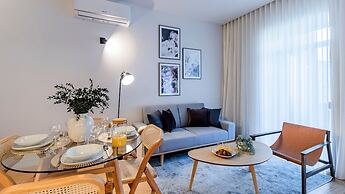 Almada 551 by LovelyStay