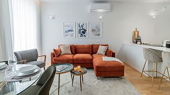 Almada 551 by LovelyStay