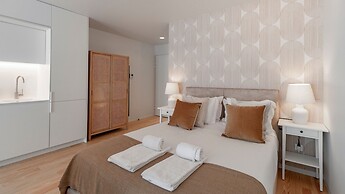 Almada 551 by LovelyStay