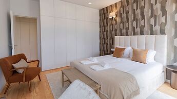 Almada 551 by LovelyStay