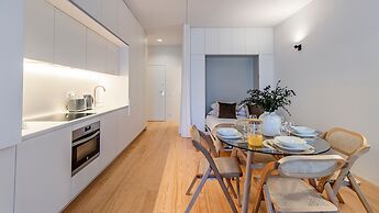 Almada 551 by LovelyStay