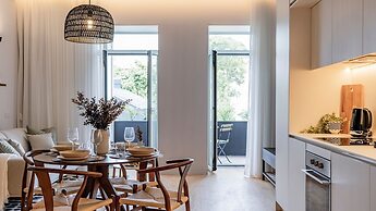 Almada 551 by LovelyStay