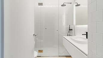 Almada 551 by LovelyStay