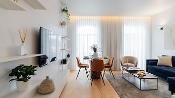 Almada 551 by LovelyStay