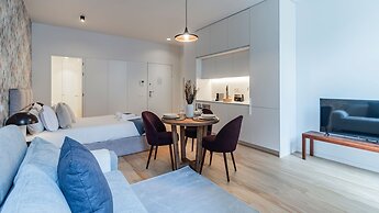 Almada 551 by LovelyStay
