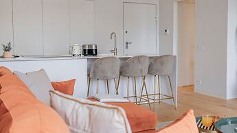 Almada 551 by LovelyStay