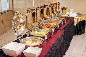 Royal Plaza Suites by RAK Rooms
