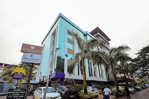 Royal Plaza Suites by RAK Rooms