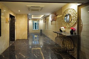 Royal Plaza Suites by RAK Rooms