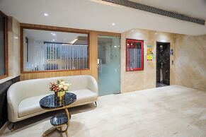 Royal Plaza Suites by RAK Rooms
