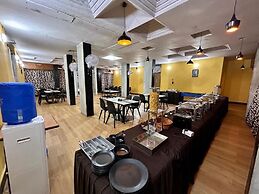 New Hotel Suhail