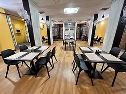New Hotel Suhail