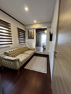 Palmera Art House