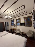 Palmera Art House