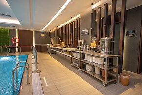 Luxury Night Hotel
