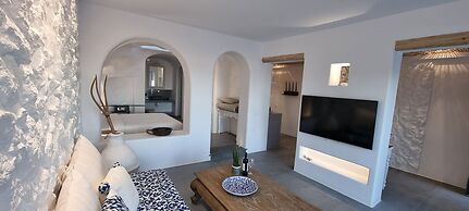 Numa Santorini