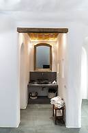 Numa Santorini