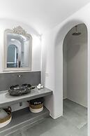 Numa Santorini