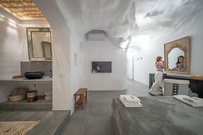 Numa Santorini