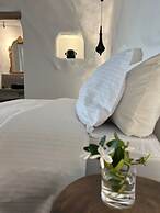 Numa Santorini