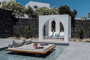 Numa Santorini