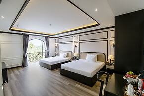ROBIN HOTEL