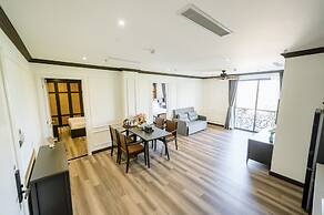 ROBIN HOTEL