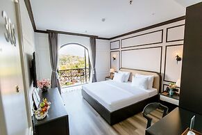 ROBIN HOTEL