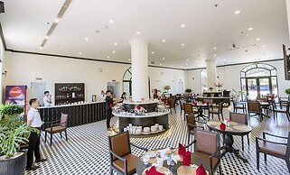 ROBIN HOTEL