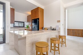Beachfront Villa in Danang Resort & Spa