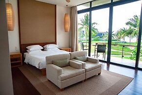 Beachfront Villa in Danang Resort & Spa