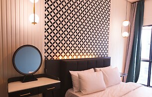 Reizz Residence