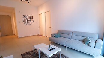 Reizz Residence