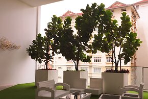 Reizz Residence