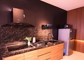 Reizz Residence