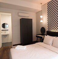 Reizz Residence