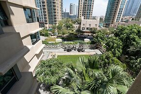 Lux BnB I 29 Burj BLVD I Pool Views
