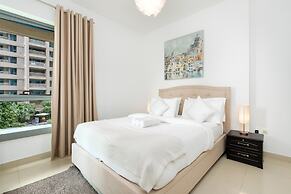Lux BnB I 29 Burj BLVD I Pool Views