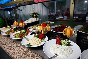 Eva Beach Hotel