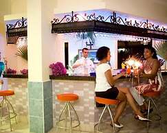 Eva Beach Hotel