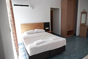Eva Beach Hotel