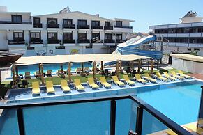 Atas Aqua  Otel Avsa