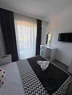 Atas Aqua  Otel Avsa