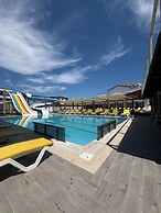 Atas Aqua  Otel Avsa