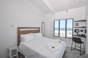 Sandbanks Villa