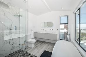 Sandbanks Villa