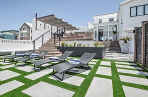 Sandbanks Villa