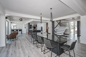 Sandbanks Villa