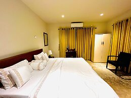 Ceylon Kingsmen Garden Hotel